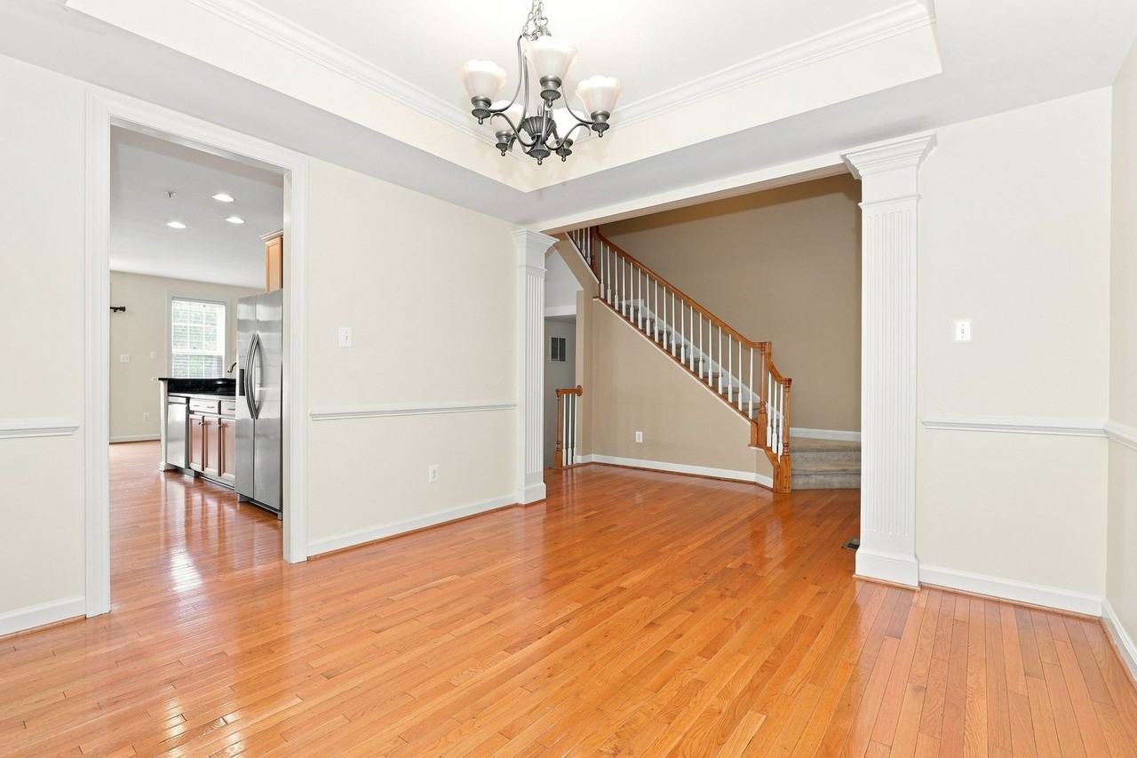 346 Village Way - Photo 7 of 19
