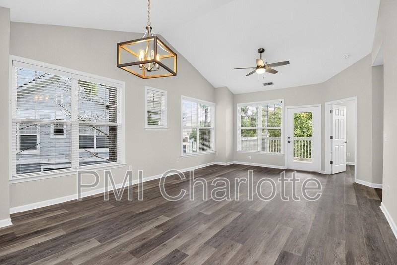18736 Nautical Dr #301 - Photo 4 of 30