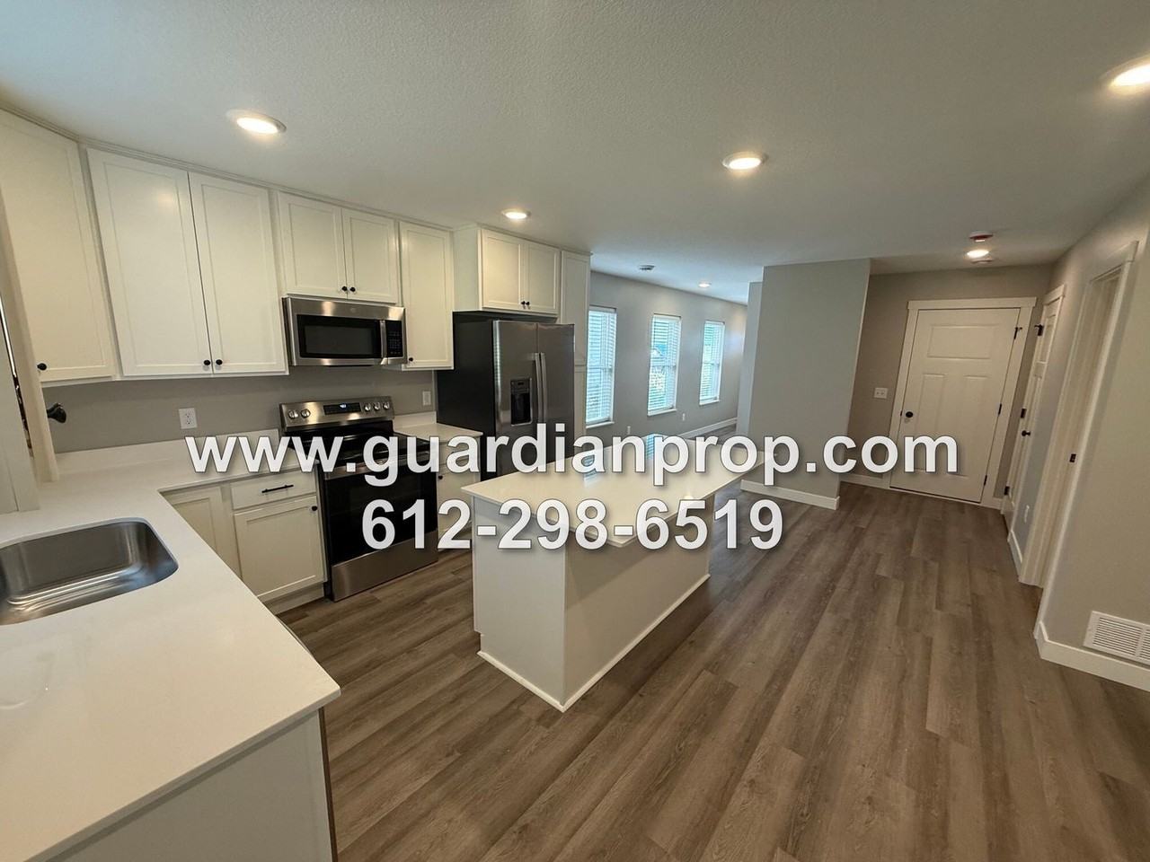 4590 Mineral Ln - Photo 4 of 19