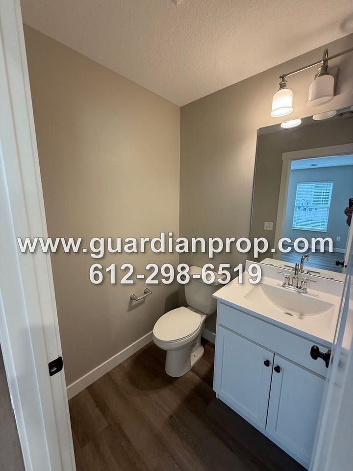 4590 Mineral Ln - Photo 7 of 19
