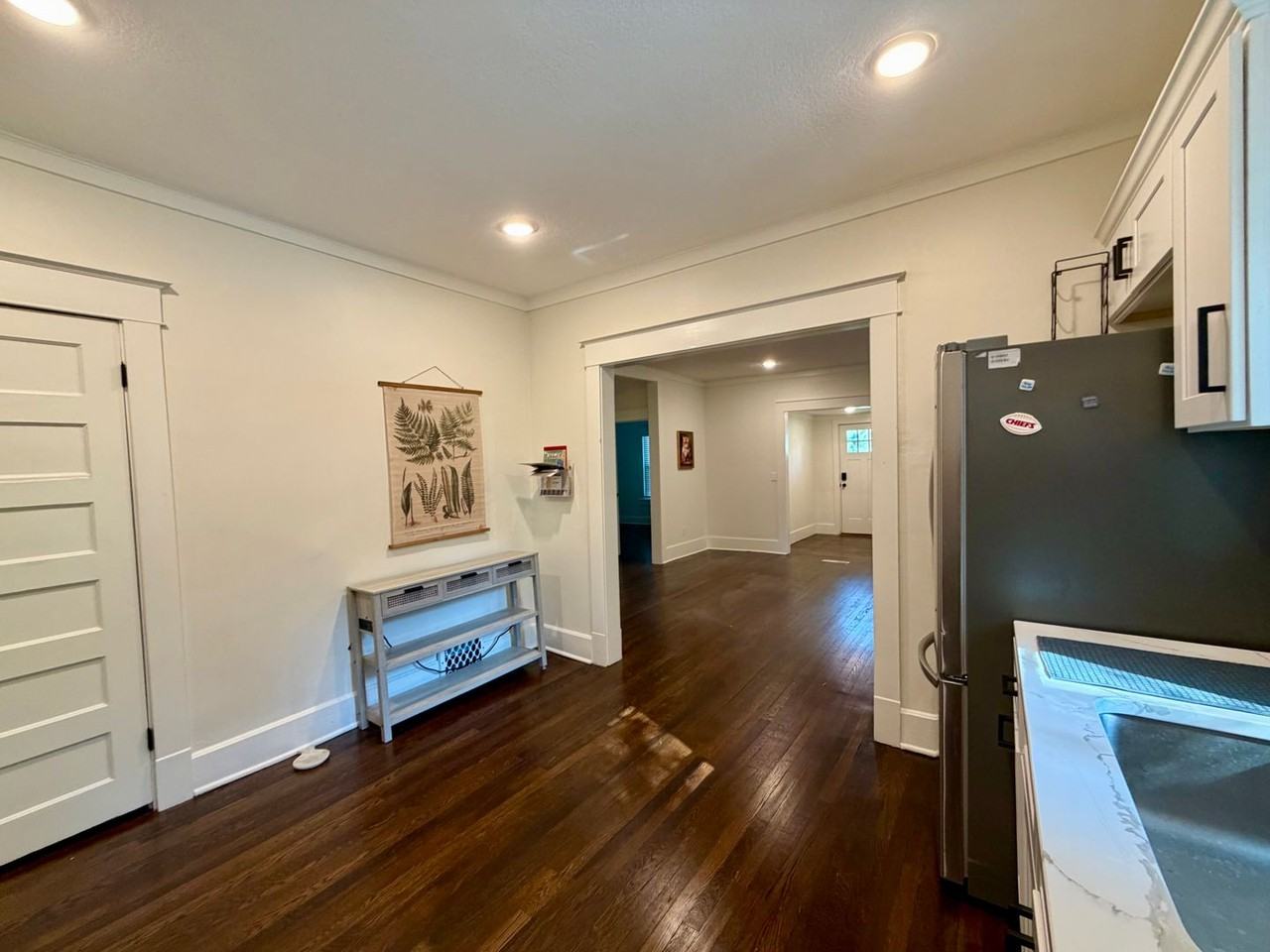 8201 W 80th St - Photo 7 of 27