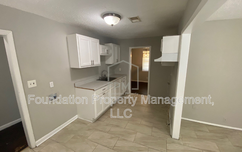 5168 Neely Rd - Photo 4 of 27
