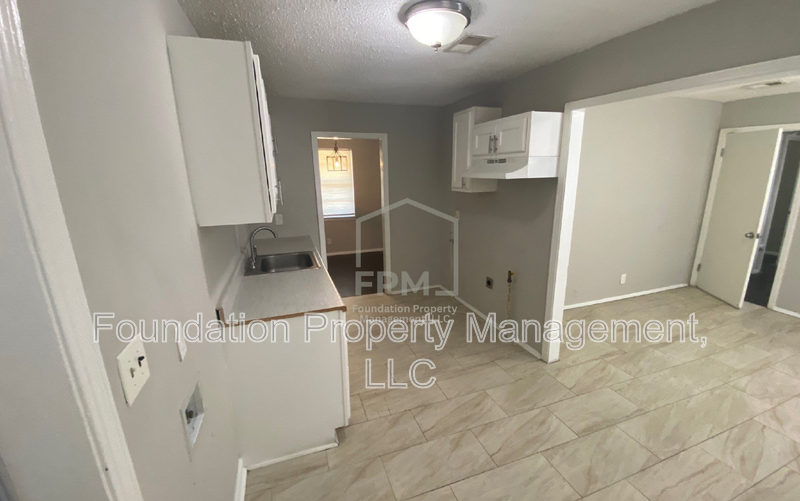 5168 Neely Rd - Photo 5 of 27