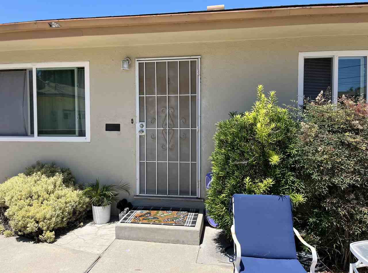 11925 Ramona Ave #B - Photo 4 of 17