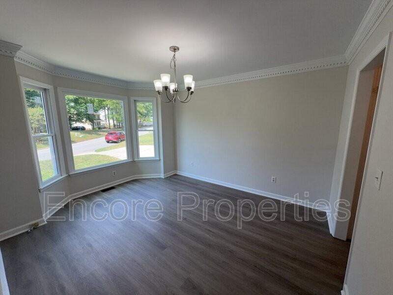 203 Wood Hollow Dr - Photo 5 of 20
