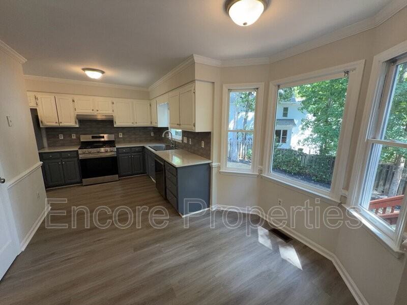 203 Wood Hollow Dr - Photo 6 of 20