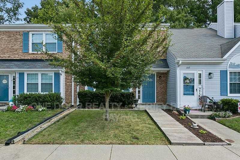 105 Crestwood Ct - Photo 2 of 42