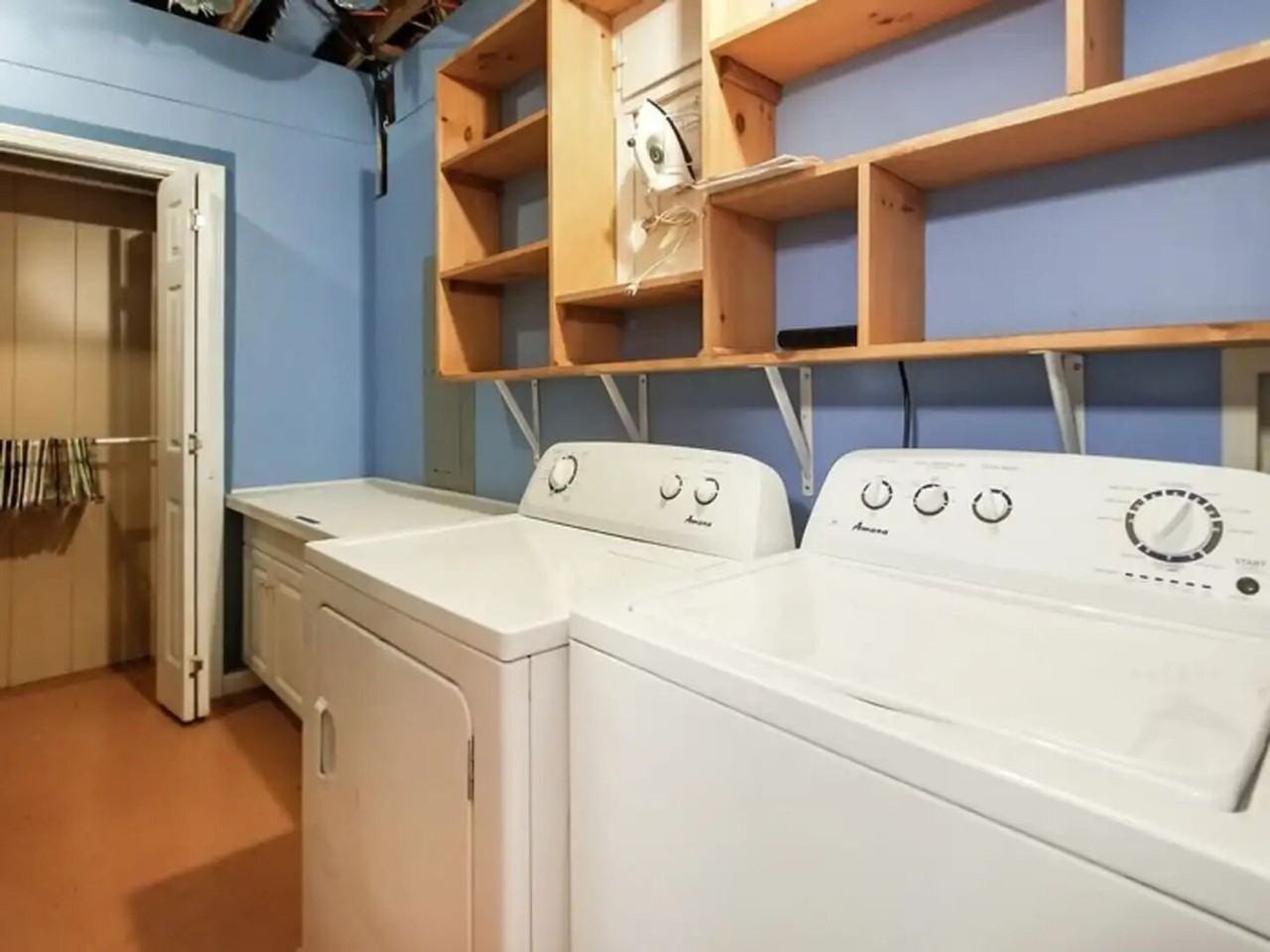 1315 Lake Cunningham Rd - Photo 4 of 19