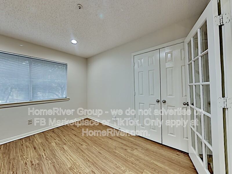 3812 Waterford Dr - Photo 4 of 25