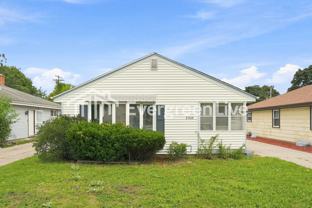 8308 W Congress St - Photo 1 of 1