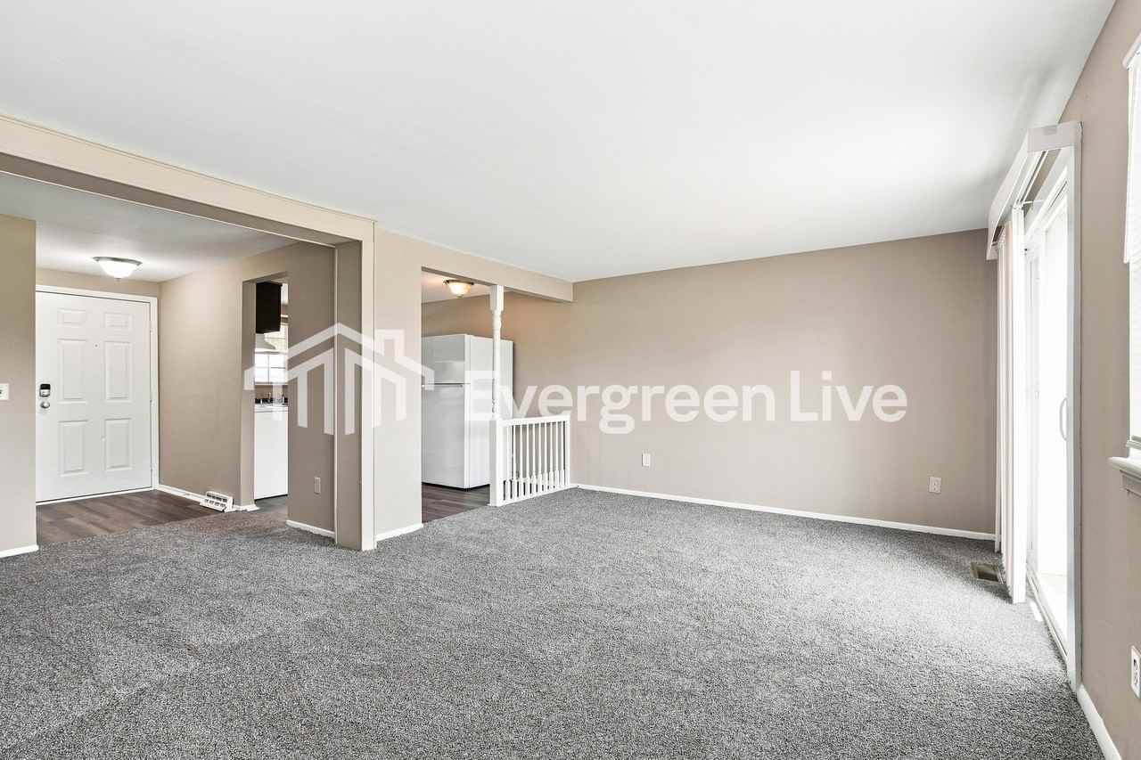 5756 Cairo Rd - Photo 5 of 15