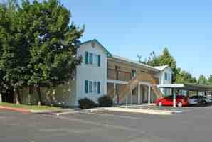 featured image of 1668 S Barlow Ln