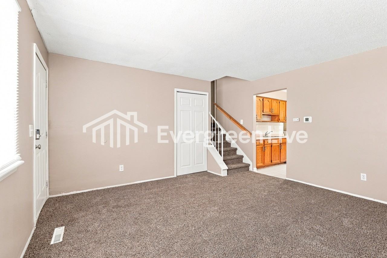 2686 Mellowbrook St - Photo 5 of 15