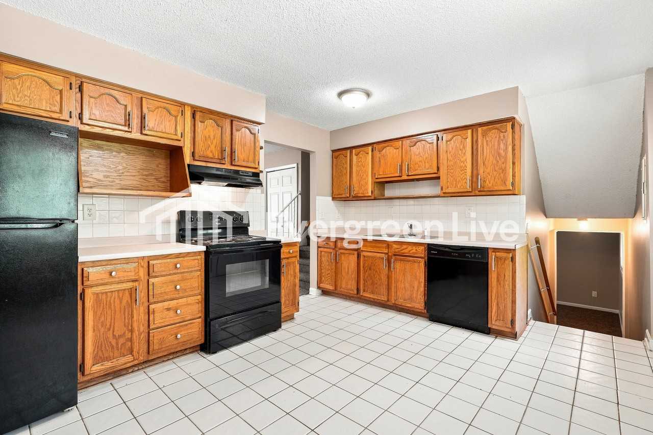 2686 Mellowbrook St - Photo 6 of 15