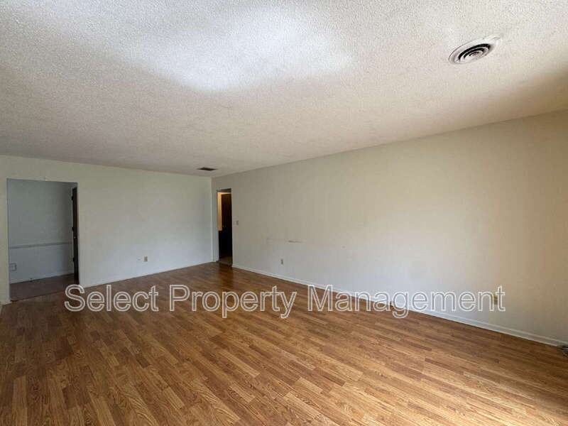 4926 Vermont Ln - Photo 3 of 16