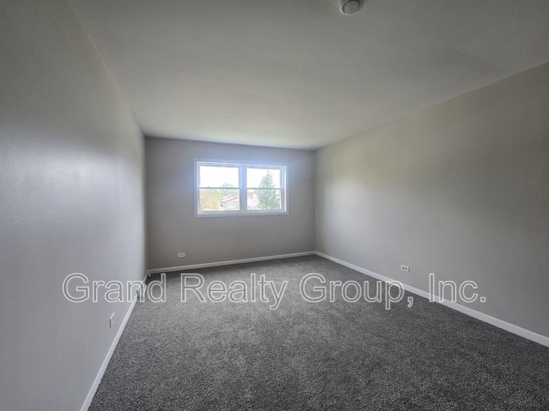632 Anita Ave - Photo 7 of 14
