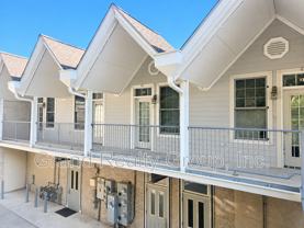 42 E Grand Ave #2C - Photo 1 of 1