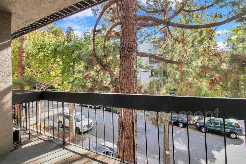 625 El Dorado Ave #625-102 - Photo 5 of 12