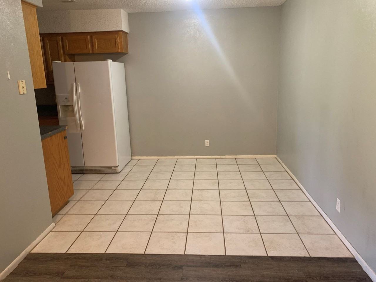 415 Live Oak St - Photo 2 of 8