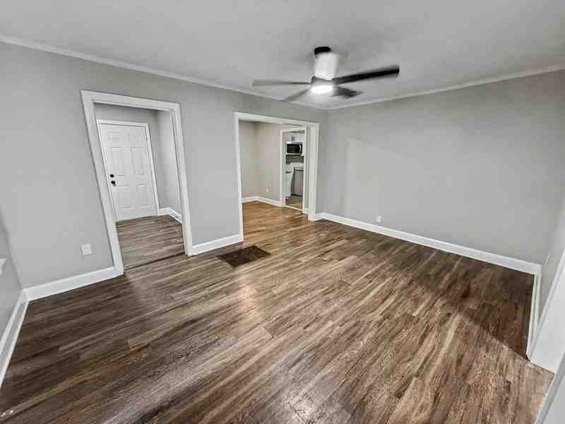 1473 Oberle Ave - Photo 6 of 25