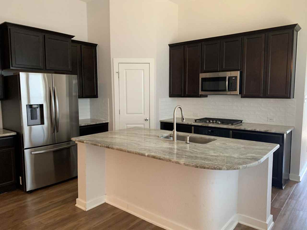 231 Spinnaker Loop - Photo 5 of 7