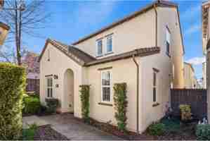 featured image of 76 Chambord Way #76