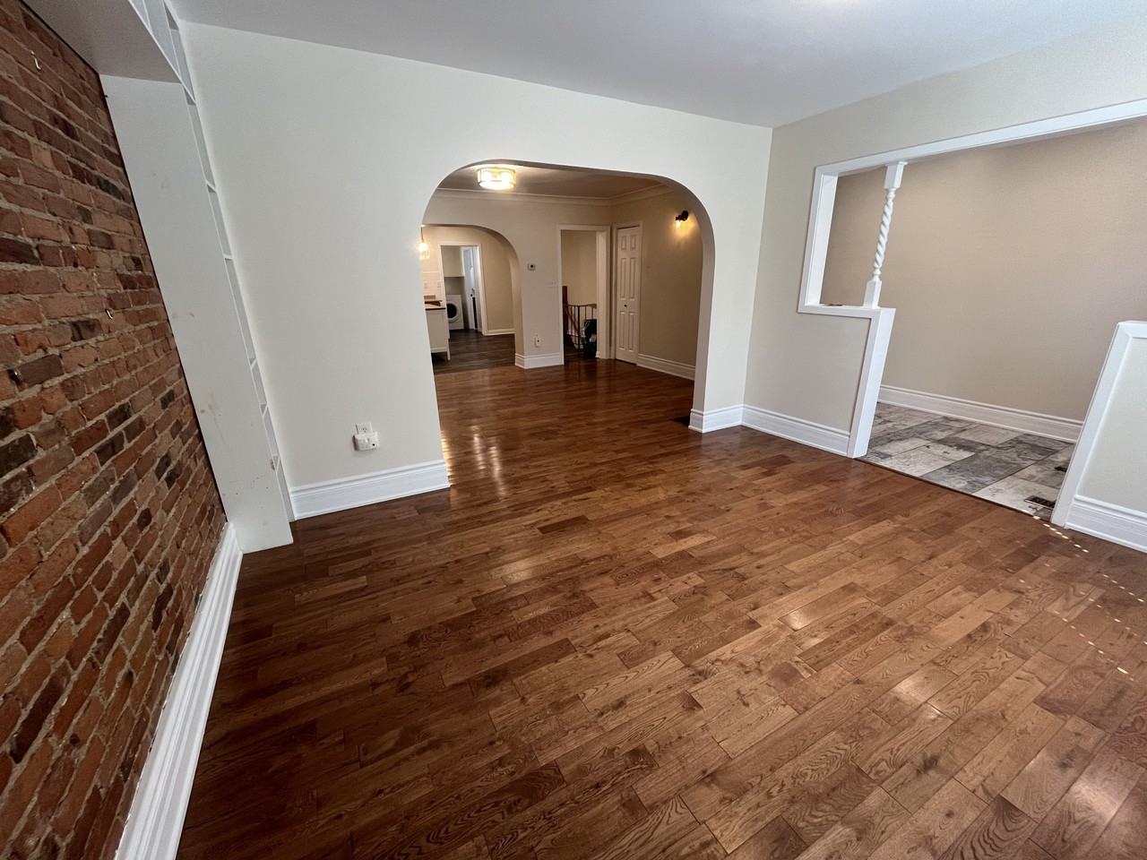 236 Sydenham St - Photo 6 of 28
