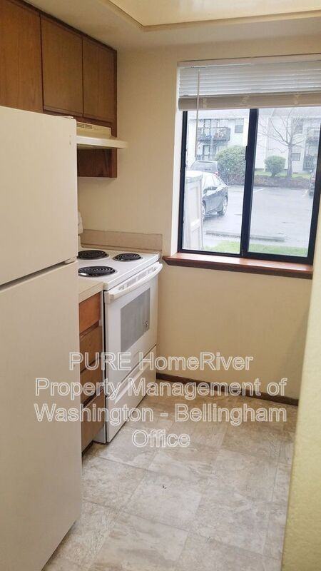 1720 Texas St #2 - Photo 3 of 8