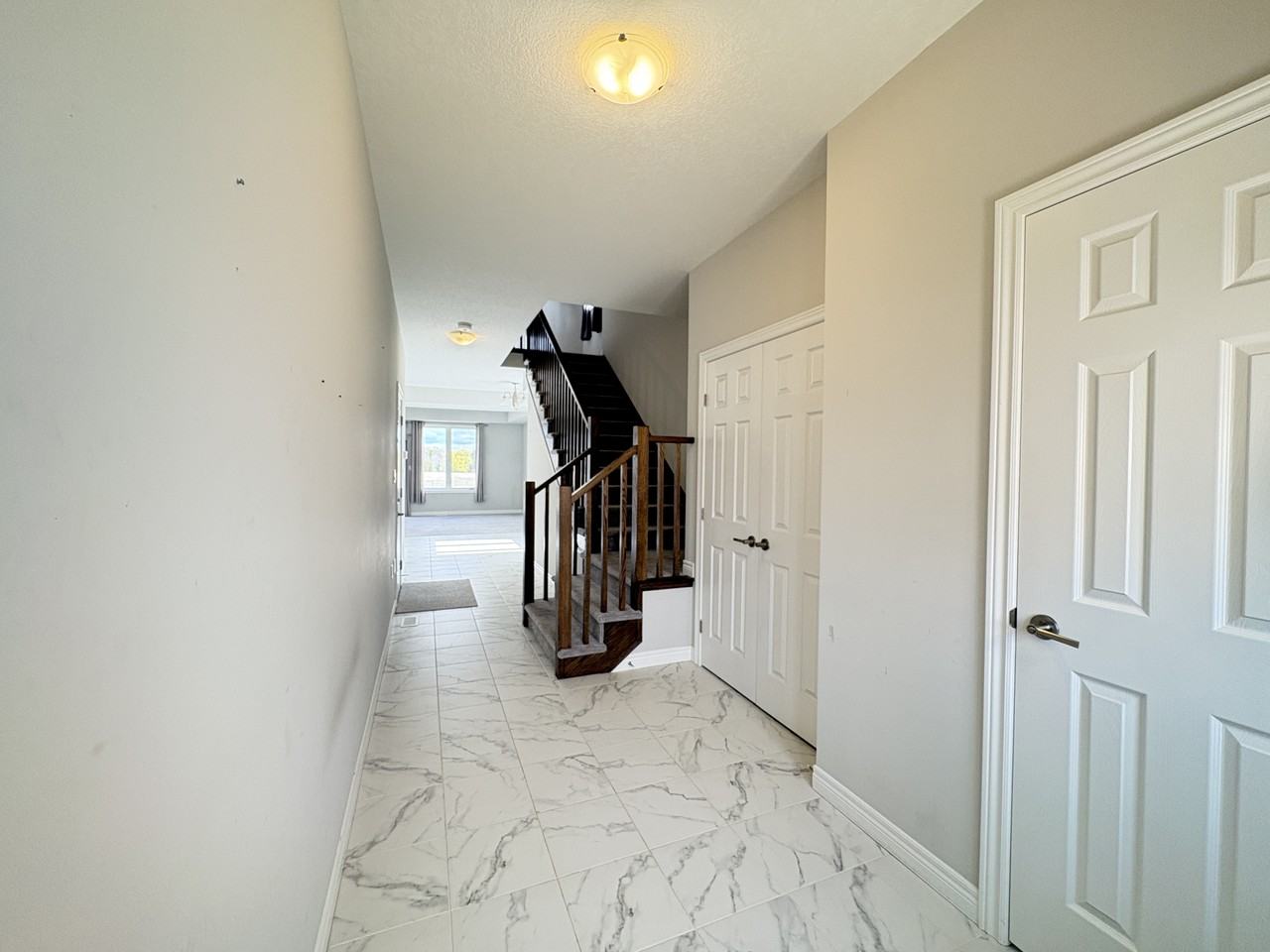 79 Lloyd Davies Way - Photo 3 of 20
