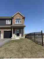 featured image of 79 Lloyd Davies Way