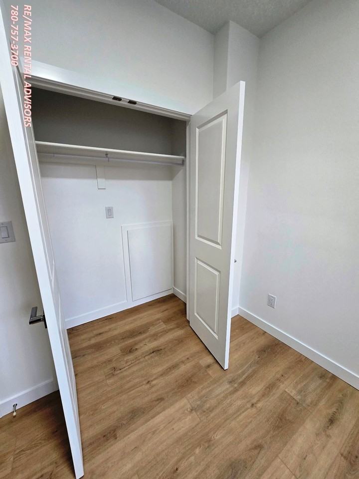 100 Mitchell Bend - Photo 5 of 8