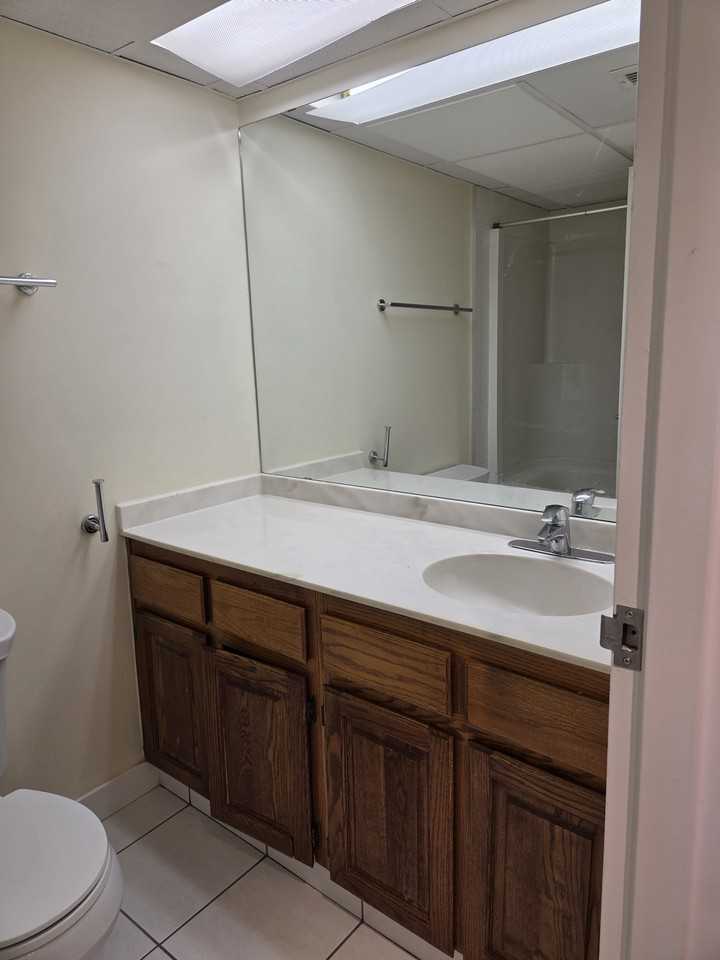 540 14 Ave Sw - Photo 7 of 7