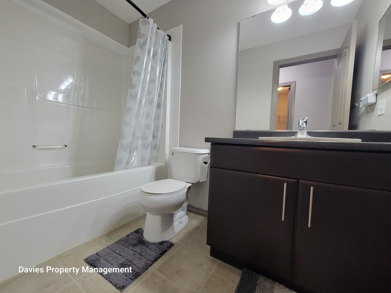 735 85 Street Southwest 21 ed - Photo 2 of 15