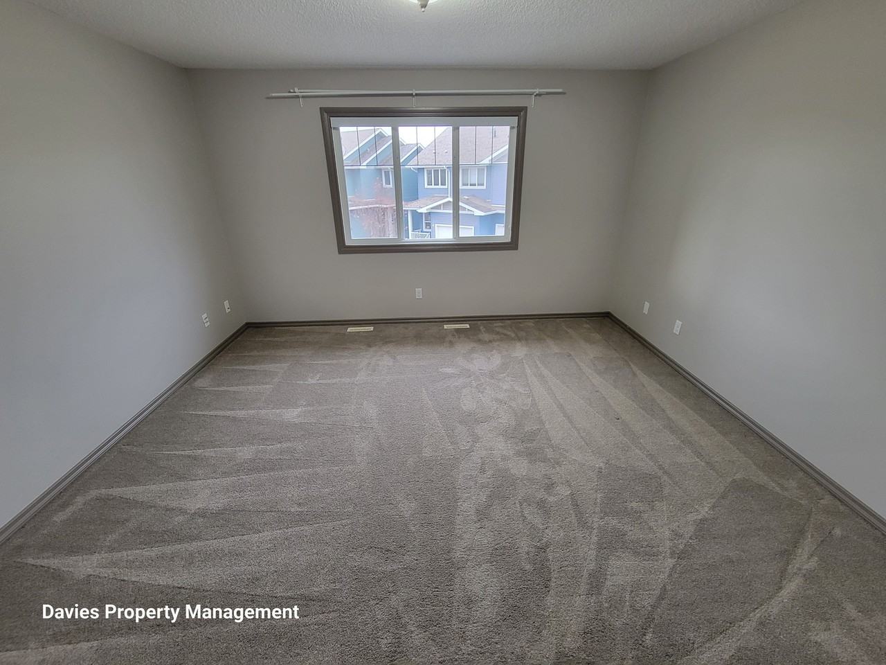 735 85 Street Southwest 21 ed - Photo 4 of 15