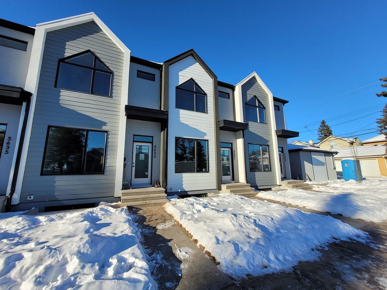 5066 4a St Sw - Photo 3 of 31