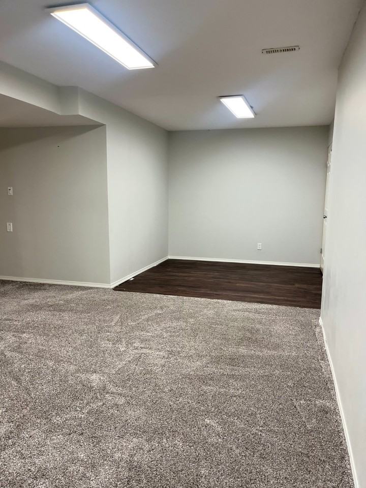 757 Luxstone Landng Sw - Photo 4 of 16