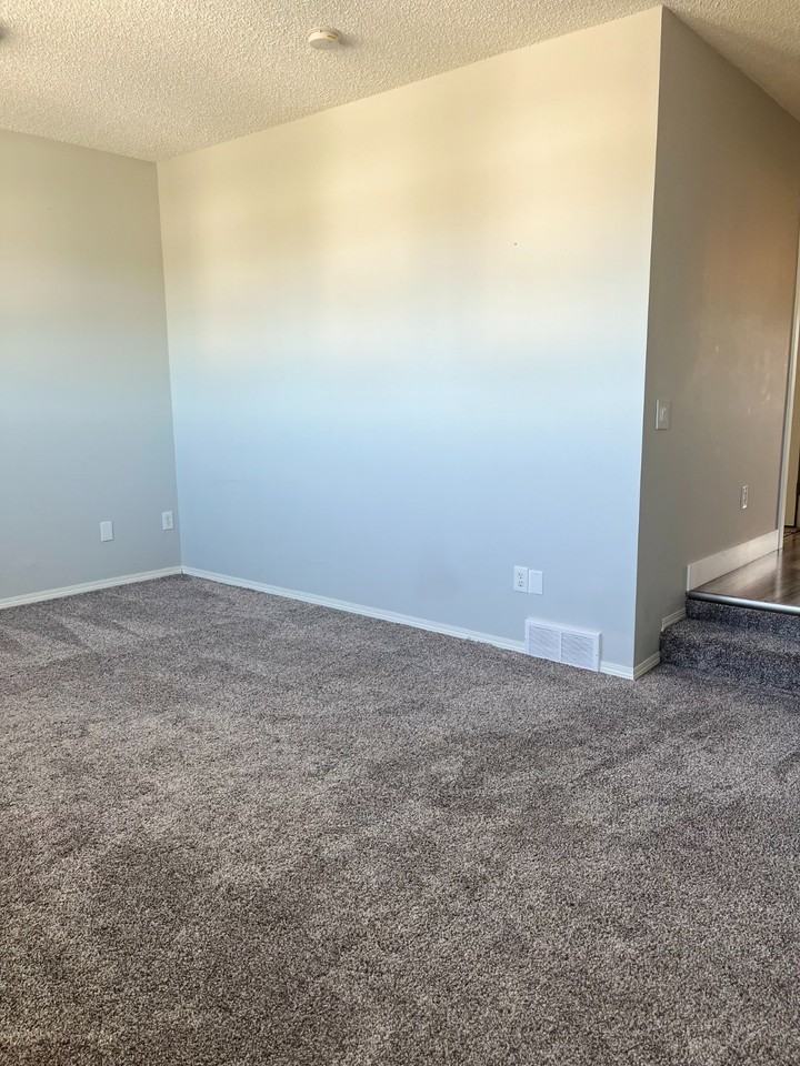 757 Luxstone Landng Sw - Photo 6 of 16