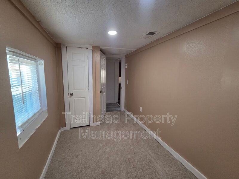 507 3rd St - Photo 6 of 12