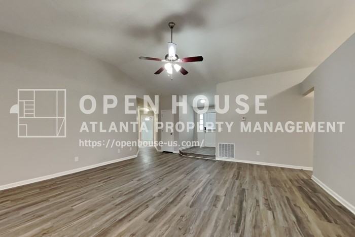 5990 Bayside Dr Nw - Photo 5 of 23