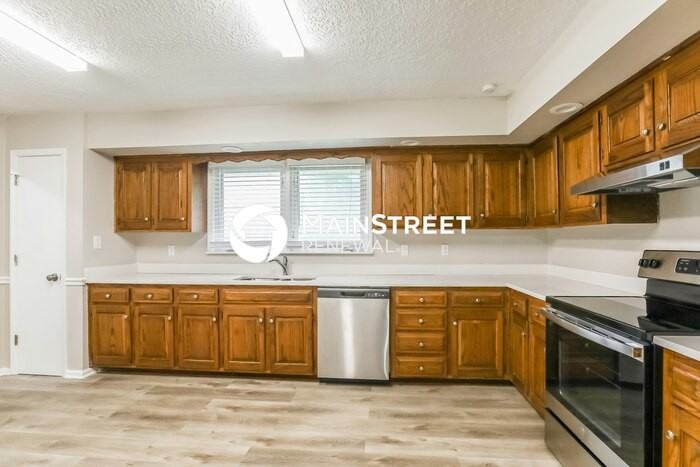 16416 Mckinley St - Photo 6 of 18