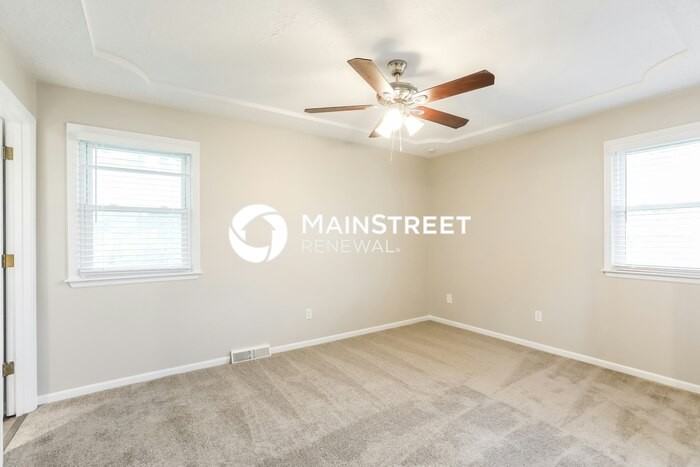 16416 Mckinley St - Photo 7 of 18