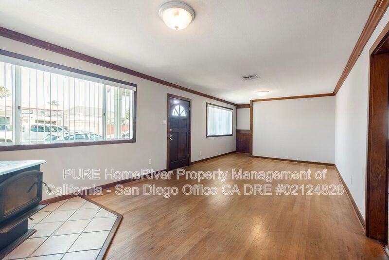 1535 Meade Ave - Photo 6 of 28