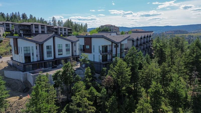 1980 Upper Sundance Dr #15