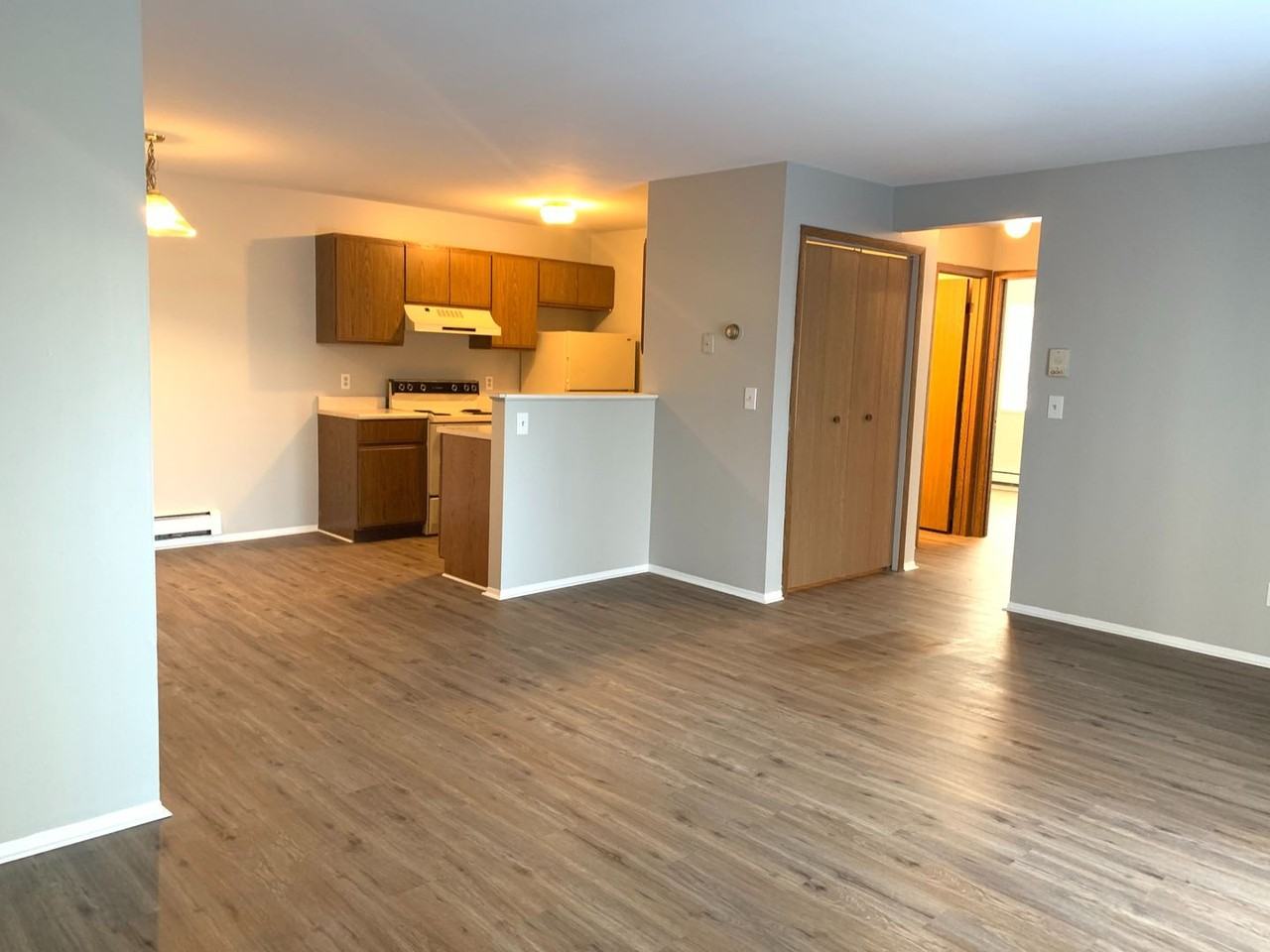 521 Donna St - Photo 2 of 19