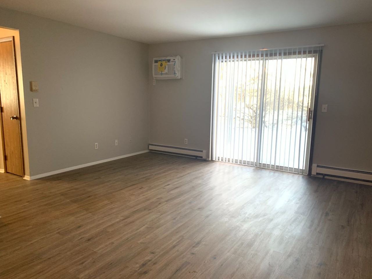 521 Donna St - Photo 5 of 19