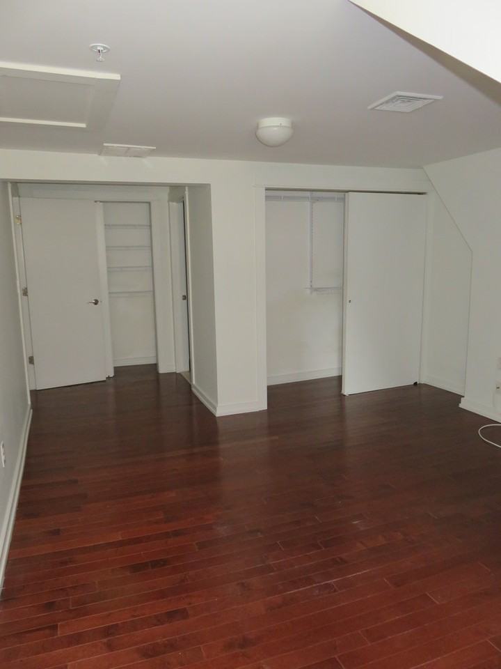 1300 Spruce St - Photo 7 of 12