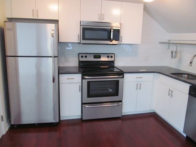 1300 Spruce St - Photo 4 of 12