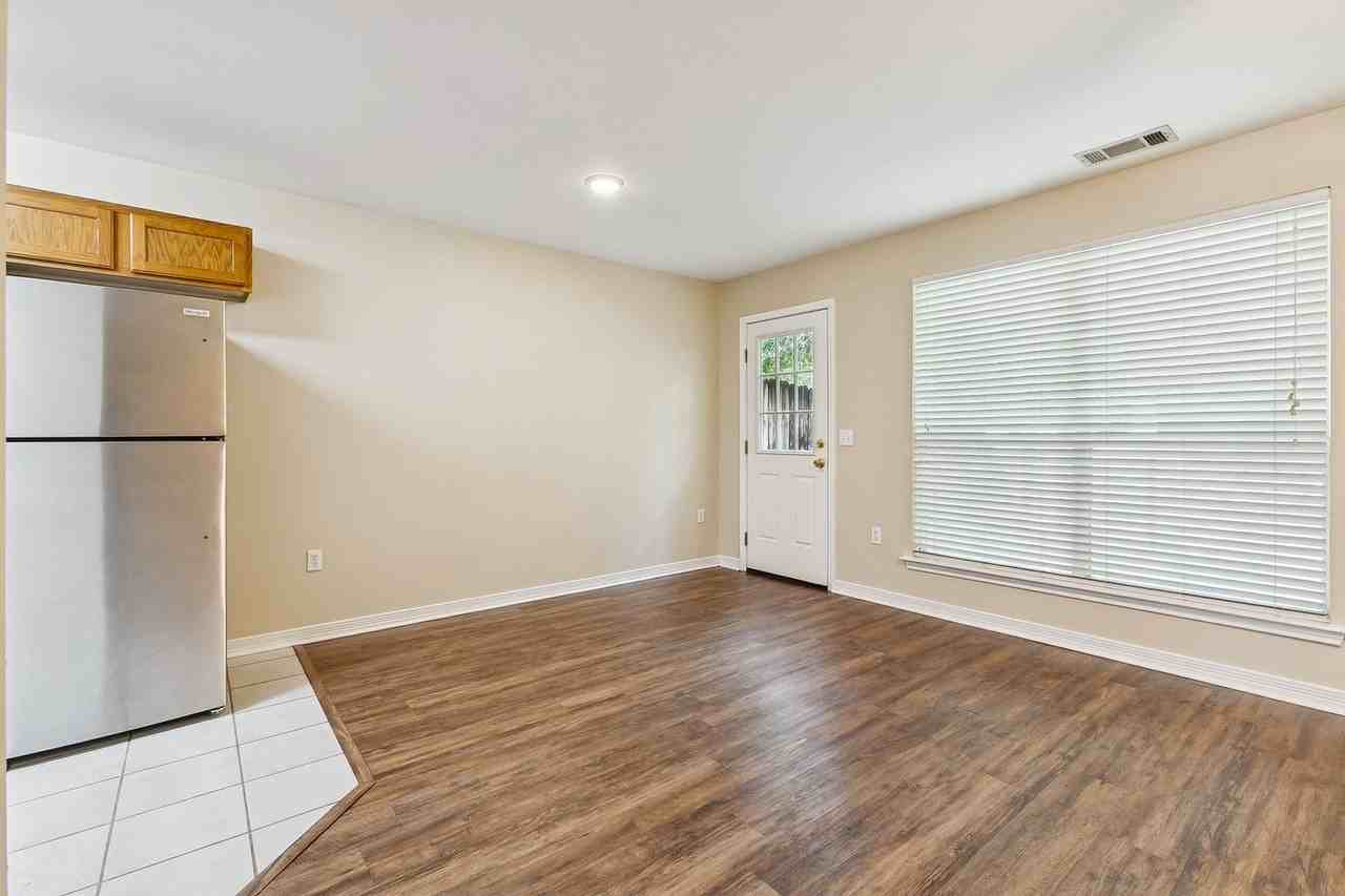 102 Covington Meadow Cir #B - Photo 5 of 24