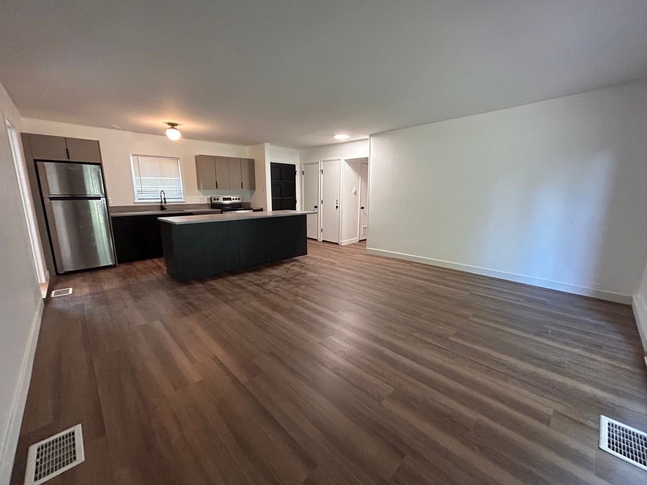 3357 S Flamingo Way - Photo 6 of 32