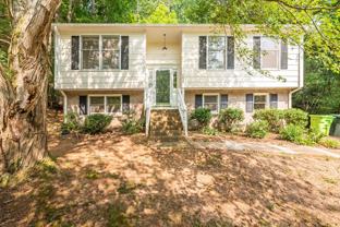 7833 Foxwood Dr - Photo 1 of 1